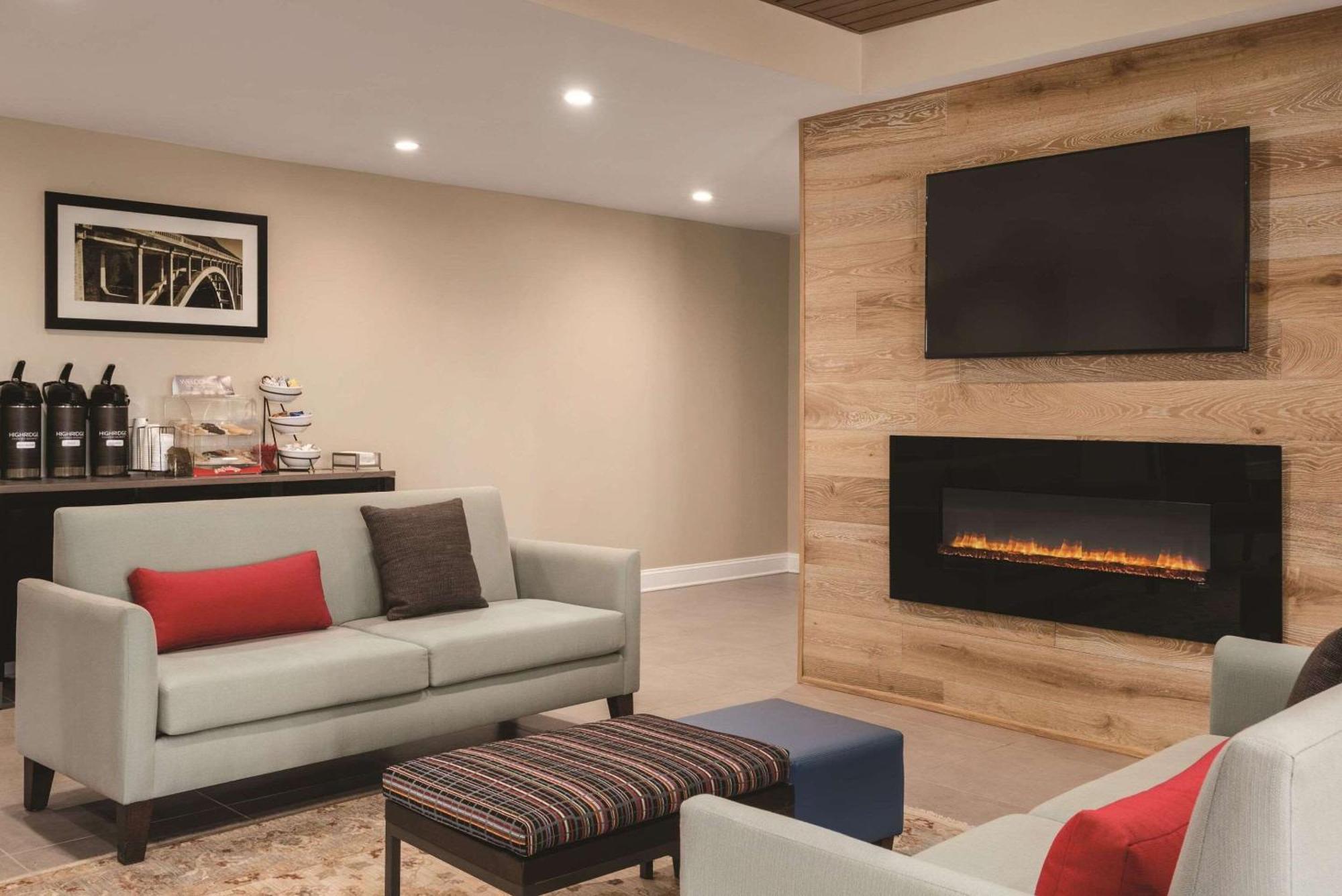 Country Inn & Suites By Radisson, Chicago-Hoffman هوفمان ستيتس المظهر الخارجي الصورة